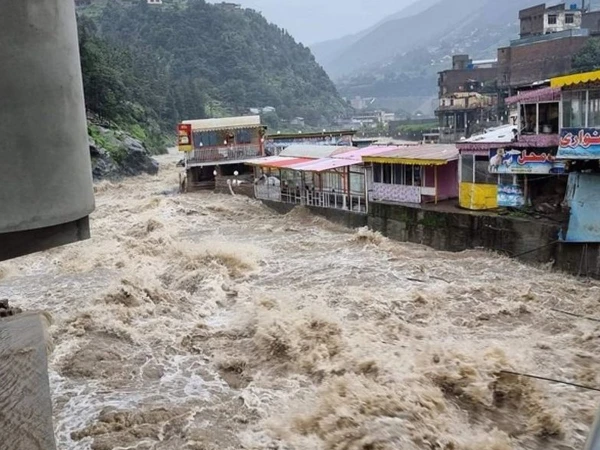 Floods in Gilgit-Baltistan; Death toll rises to 9, more than 500 houses destroyed