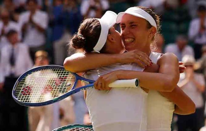 Kudermetova and Mertens win Wimbledon women’s doubles title