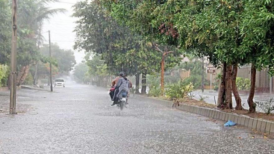 Monsoon rains flood low-lying areas in Punjab, disrupt life in Lahore, Islamabad