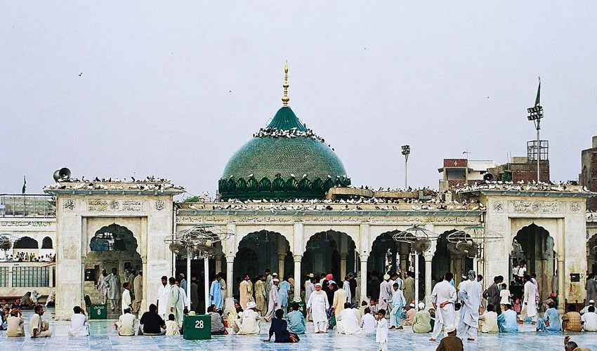 982nd urs of Data Ganj Bakhsh begins in Lahore
