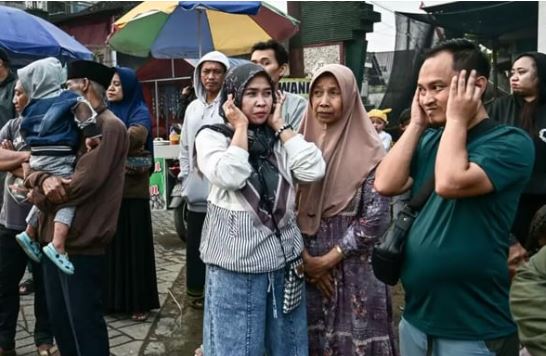 Indonesia turns down ear-splitting ‘haram’ street parties