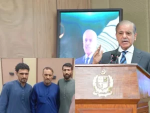 Prime Minister declares 3 Gilgit citizens who saved 300 lives as national heroes, awards Rs 2.5 million each
