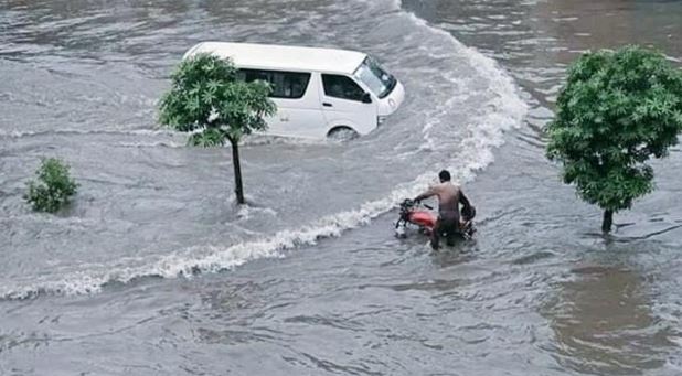 Heavy rains flood Islamabad as seven killed DIK
