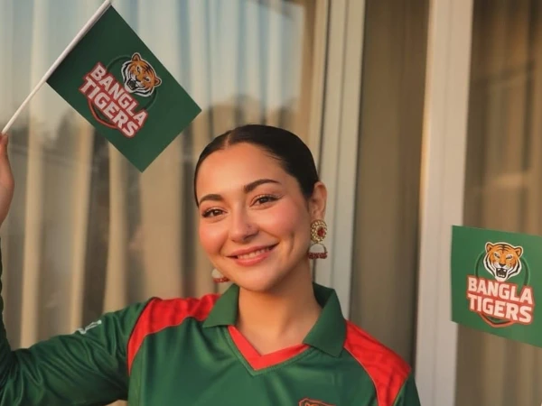 Hania Amir’s fun in Bangladesh, pictures surface