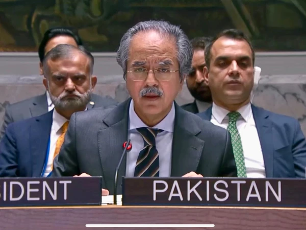 Pakistani Permanent Representative presents evidence of infiltration, attacks from Afghan soil to Security Council