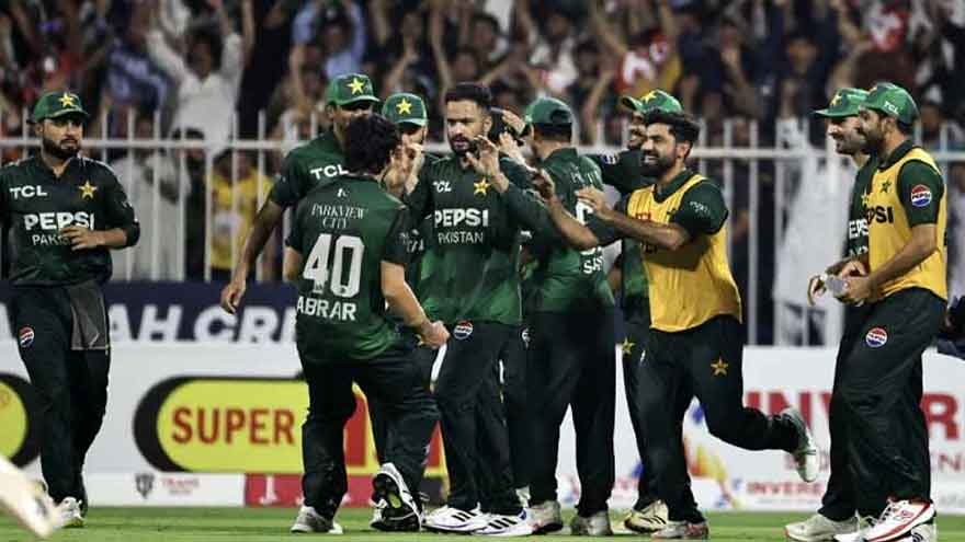 Pakistan crush Afganistan by 75 runs in tri-series final