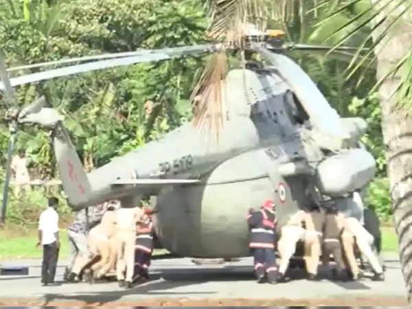 Indian President narrowly escapes helicopter crash; video goes viral