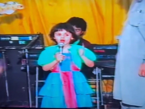 Do you recognize this girl, who is today’s famous actress?