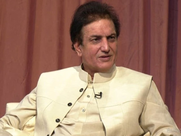 Khalil-ur-Rehman Qamar threatened to make an obscene video viral, demands Rs 15 million ransom