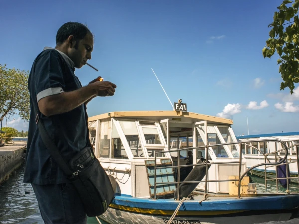 Maldives bans smoking for people born after 2006