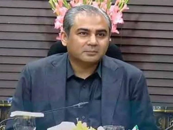 Travel without documents should never be allowed, illegal immigration will not be tolerated at all, says Interior Minister