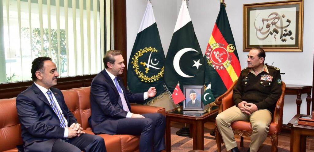 Pakistan, Turkiye agree to expand strategic energy cooperation at GHQ meeting