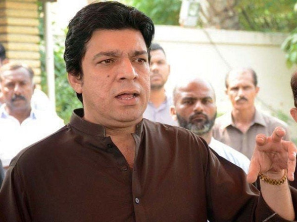 If family or lawyers talk about politics after meeting the founder, they will be banned from meeting, Faisal Vawda