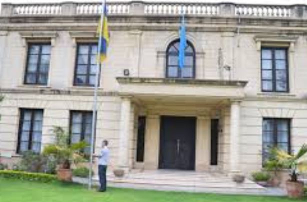 Response to Disinformation: Deconstructing the Russian Narrative