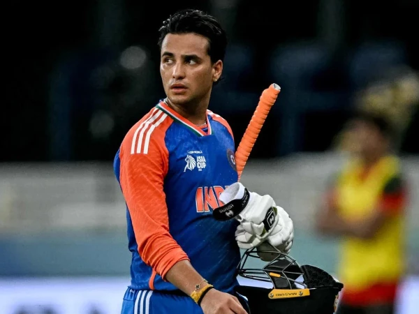 T20 World Cup: India continues to bat against Pakistan, 1 out for 52