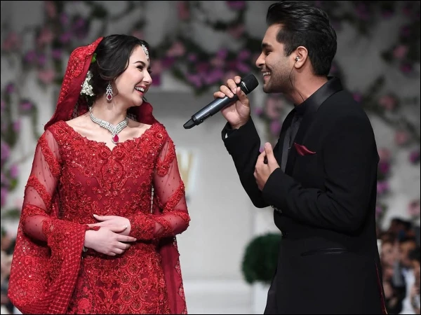 Video of Hania Aamir and Asim Azhar secretly dancing together goes viral