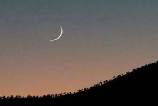 Pakistan begins Ramazan with Taraweeh prayers, Sehri meals
