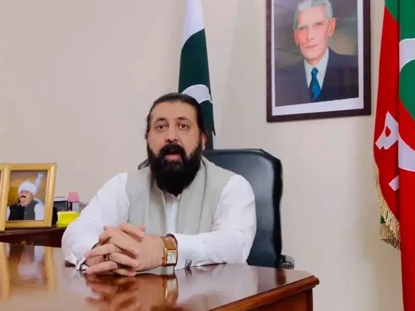 Sheikh Waqas Akram strongly condemns Imran Khan’s secret medical examination