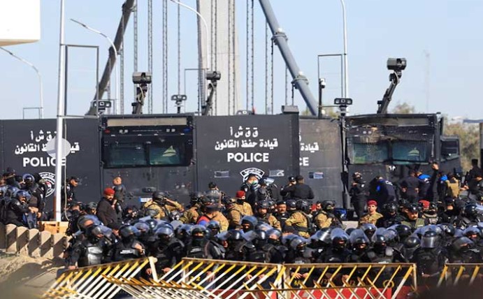 Crowds worldwide rage or celebrate after Iran strikes; 23 killed in Pakistan
