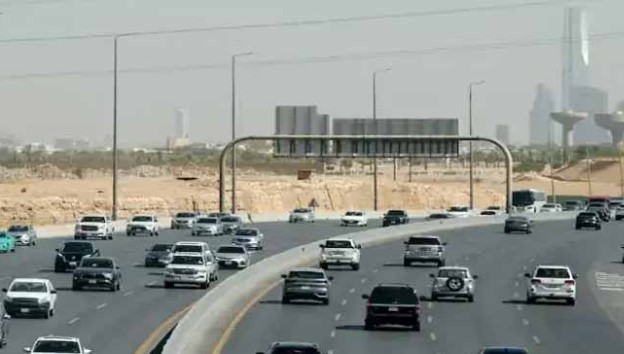 Pakistani driver killed after interception debris hits vehicle in Dubai
