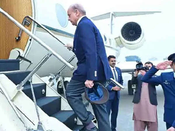 Prime Minister arrives in Saudi Arabia for important meeting at Crown Prince’s invitation