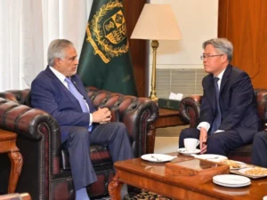 Important meeting of Chinese Ambassador with Ishaq Dar, discussion on regional situation including US-Iran talks