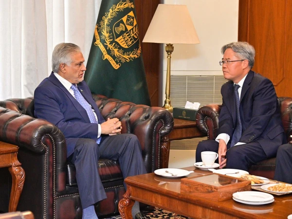 Important meeting of Chinese Ambassador with Ishaq Dar, discussion on regional situation including US-Iran talks