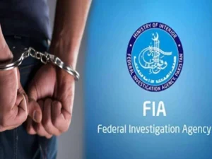 Karachi; FIA raids, 940 million Iranian rials and millions of rupees recovered