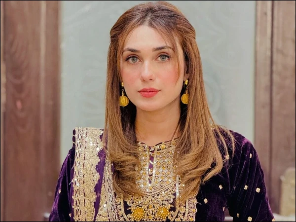 I will read the marriage certificate myself, I will also decide on the dowry of my own free will, Hina Tariq’s categorical opinion