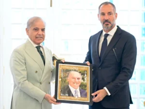 Prince Rahim Aga Khan V meets Prime Minister, discusses enhancing cooperation in several sectors