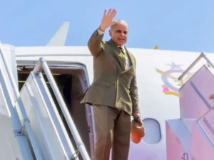 Prime Minister arrives in China on 4-day visit, signs important agreements and holds high-level meetings