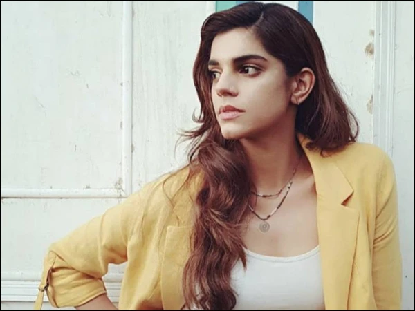Sanam Saeed responds to negative comments about her appearance