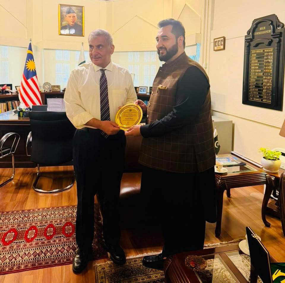 Prime Minister’s Youth Programme Focal Person for Overseas Trade & Business Linkages Sheharyar Memon Meets Pakistan’s High Commissioner to Malaysia, H.E. Ahsan Raza Shah