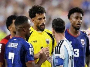 What did Messi say to Cape Verdean hero Vozenia? The goalkeeper explained
