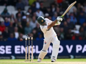 Headingley Test: England beat Pakistan by an innings and 103 runs