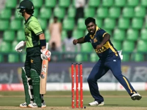 Tri-nation series: Sri Lanka reaches final by defeating unbeaten Pakistan